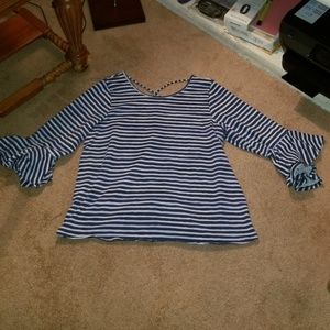 3/4 Quarter Bell Sleeved Top